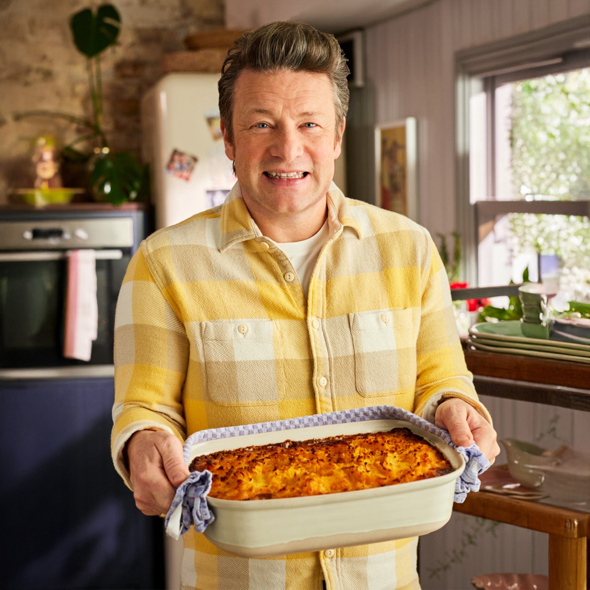Jamie Oliver Big Love - Epic Roaster Dish
