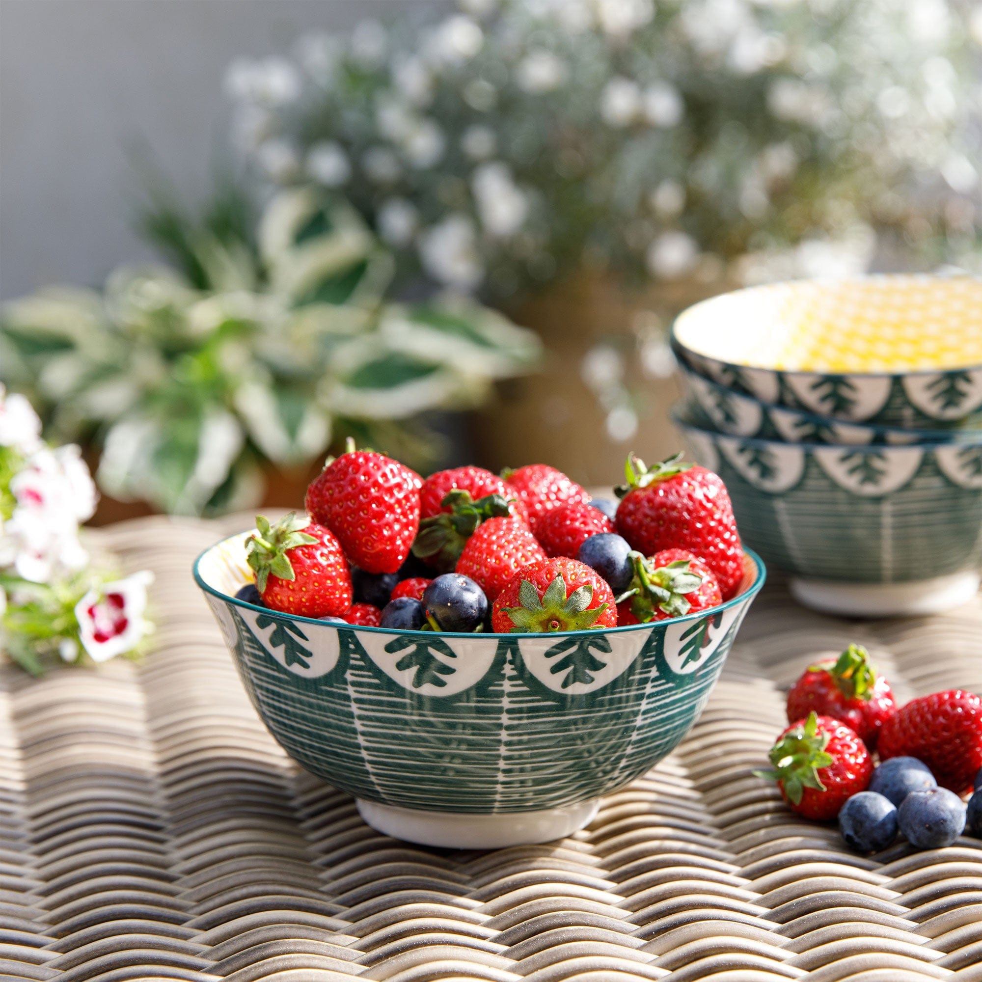 Mikasa - Leafy Green Bowl