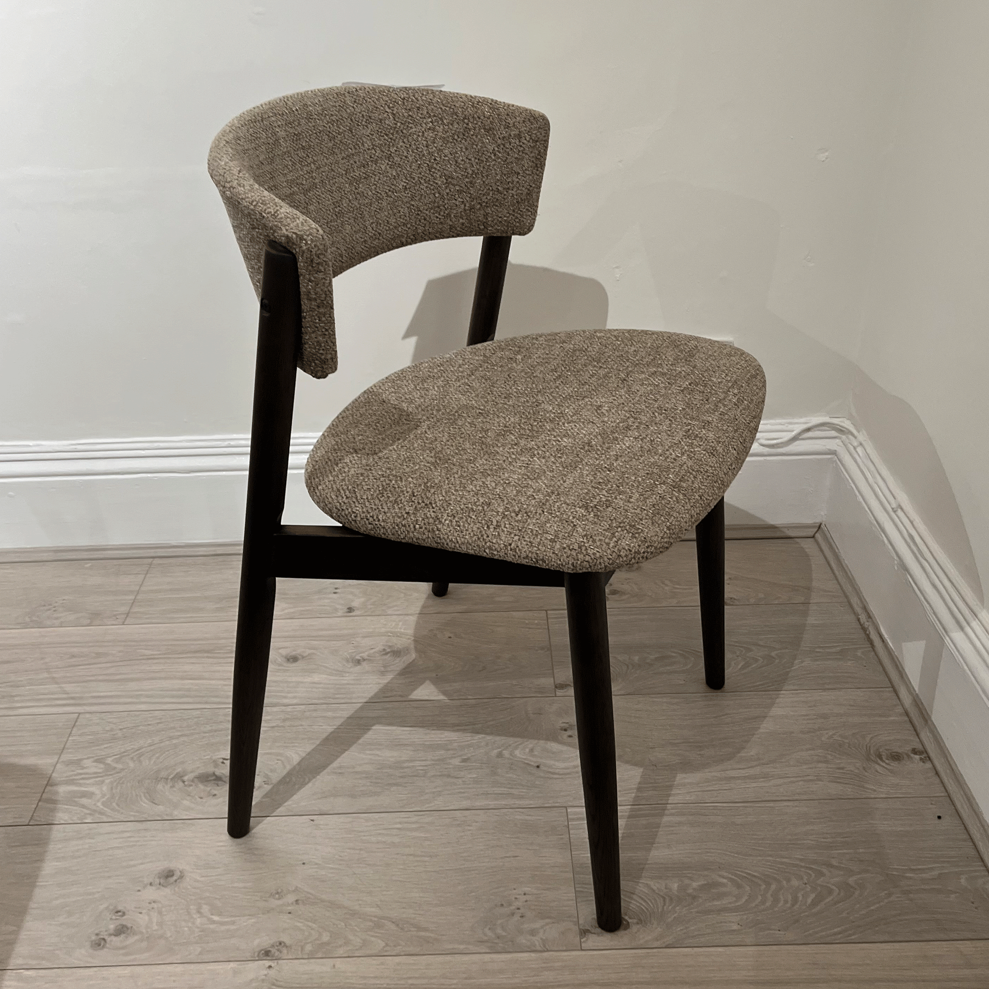 Genesis Set of 4 Dining Chairs In Latte Fabric/Espresso Oil Frame