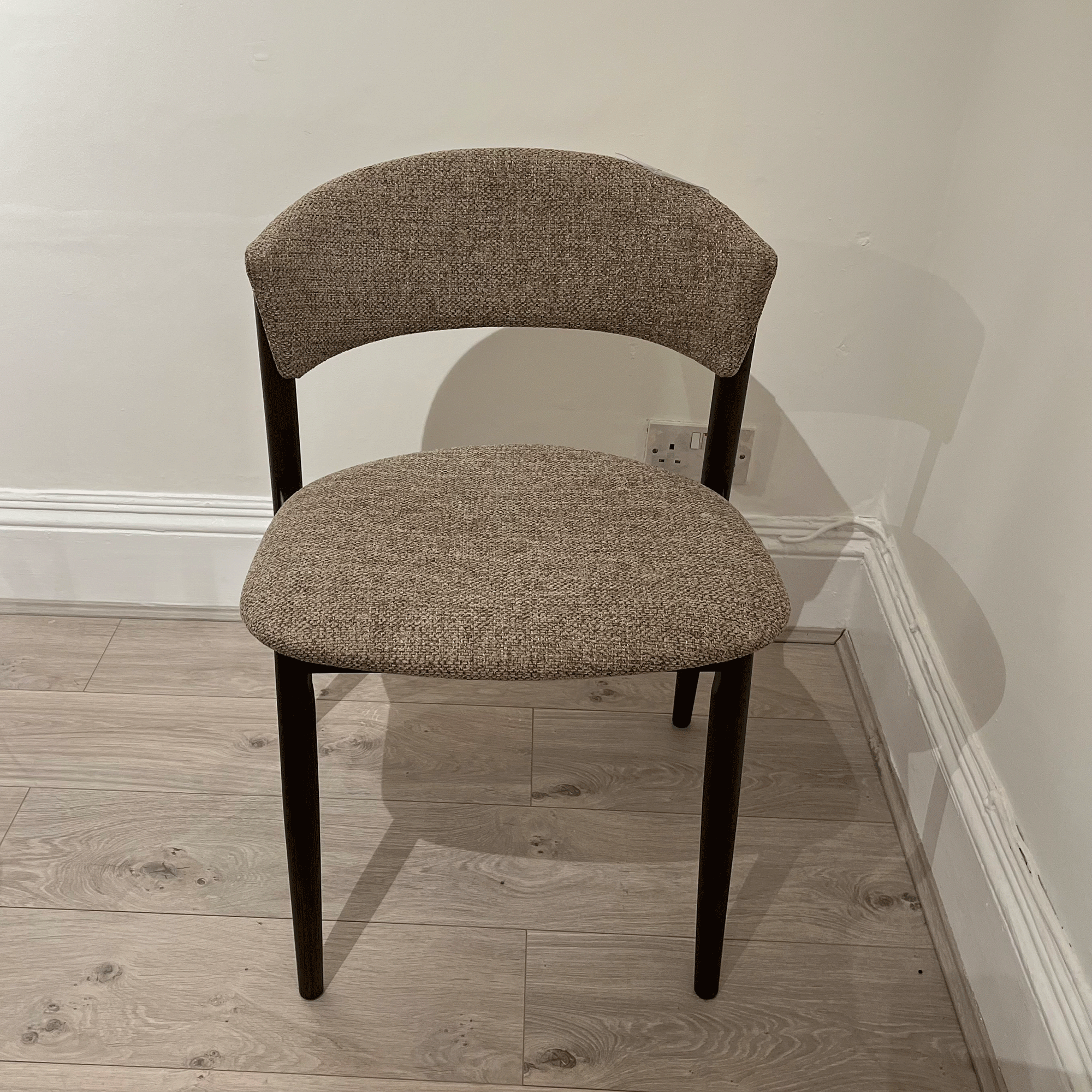 Genesis Set of 4 Dining Chairs In Latte Fabric/Espresso Oil Frame