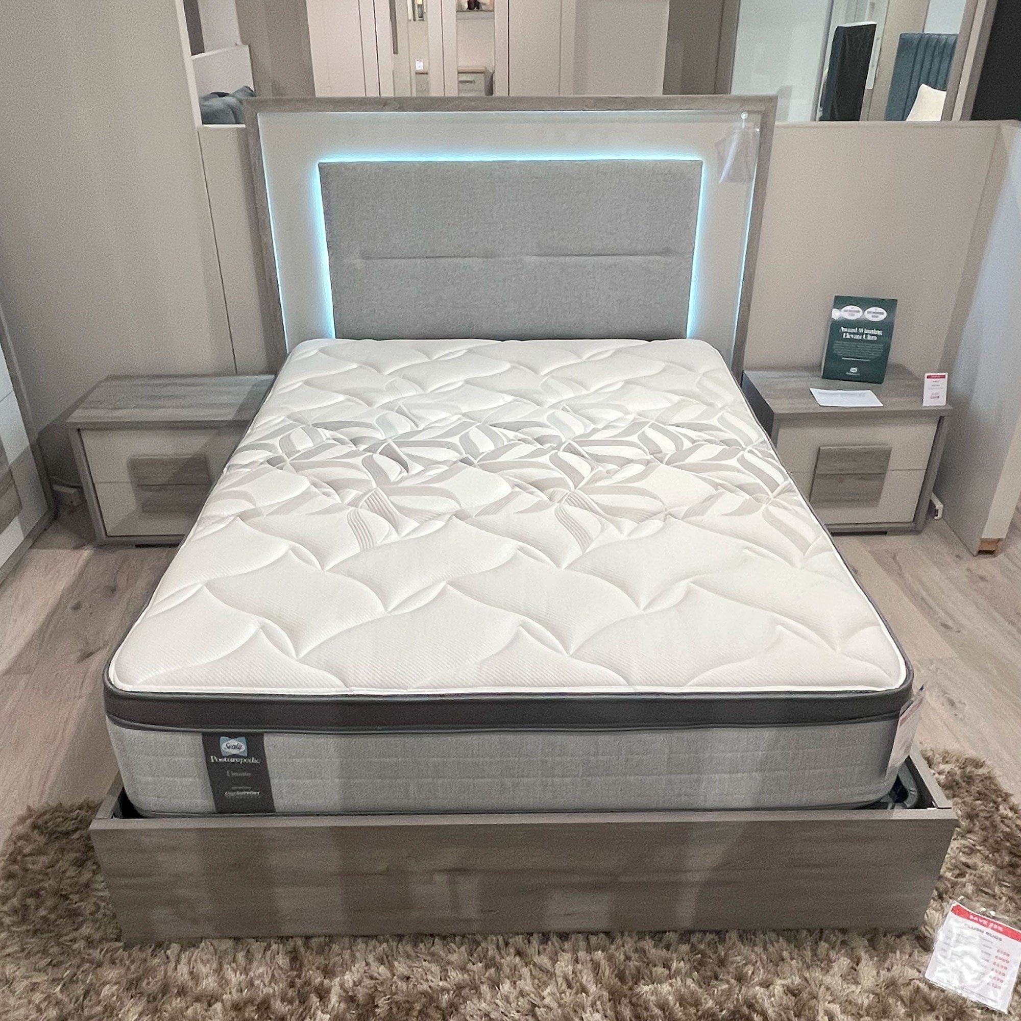 Amelia 150cm (King) Wooden Bedframe Titanio/Silver Ash with Slats