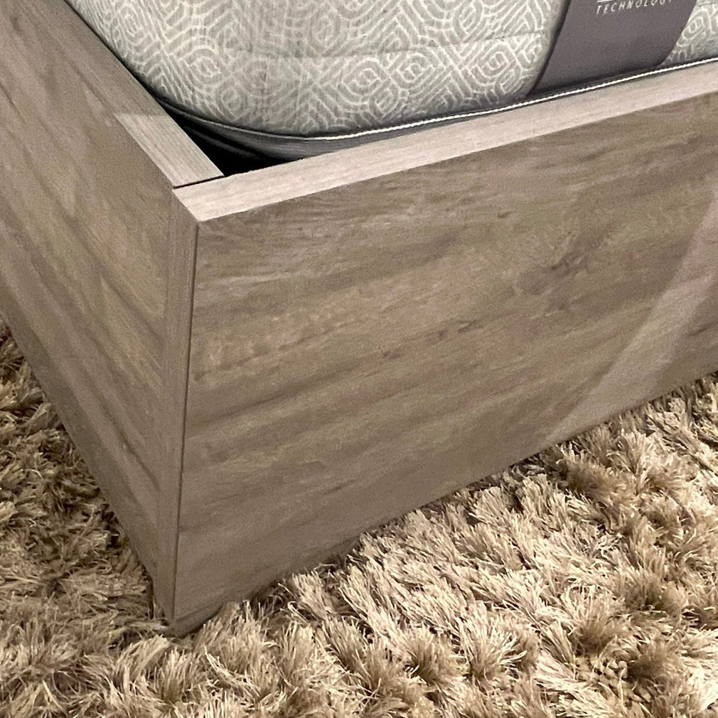 Amelia 150cm (King) Wooden Bedframe Titanio/Silver Ash with Slats