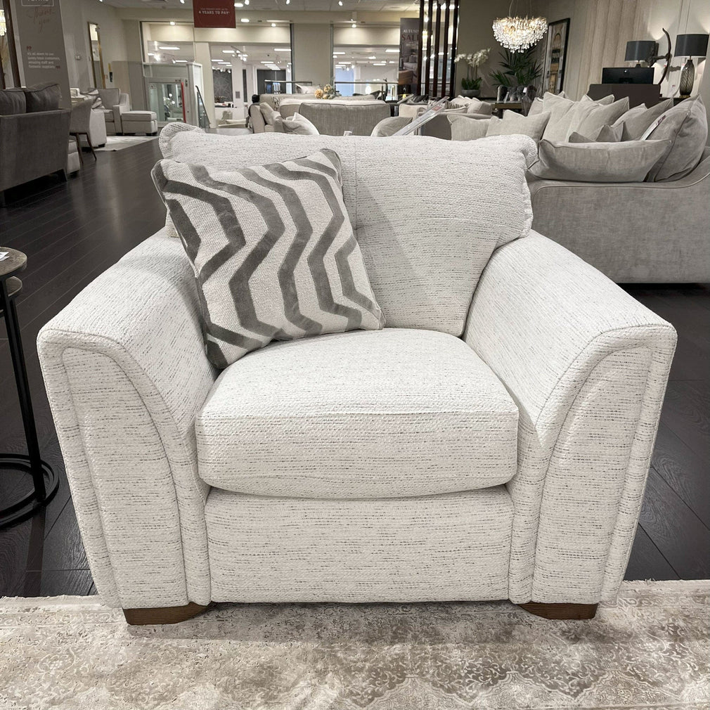 lola chair