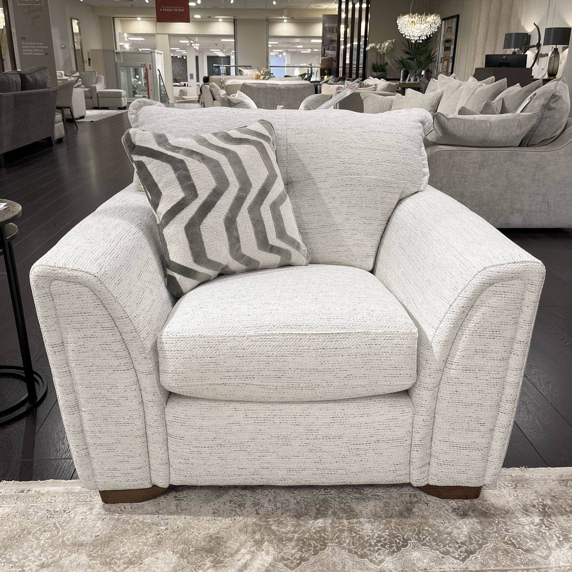 lola chair