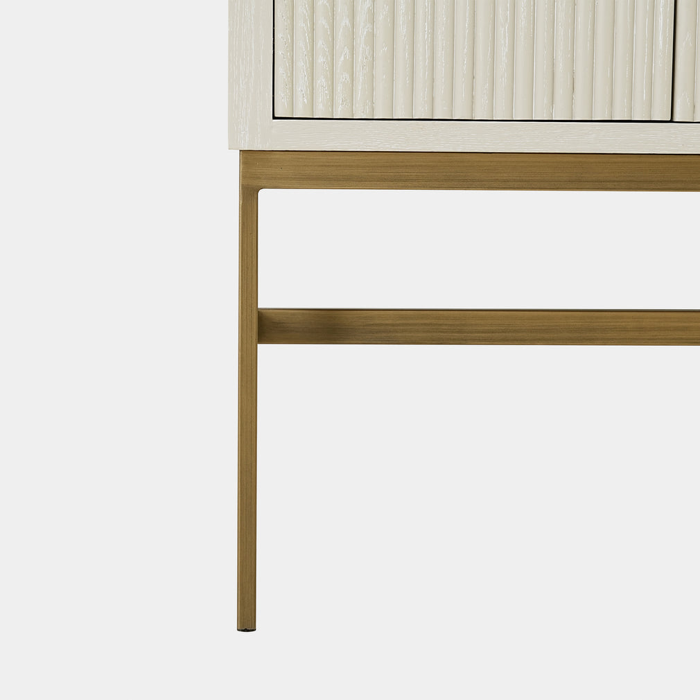 Biarritz - 2 Door Highboard