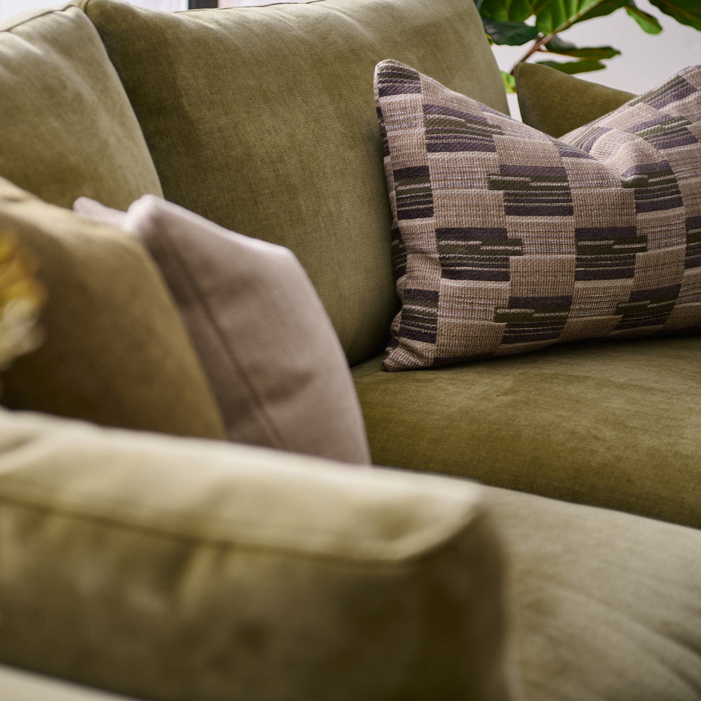 Remus - Medium Sofa In Fabric