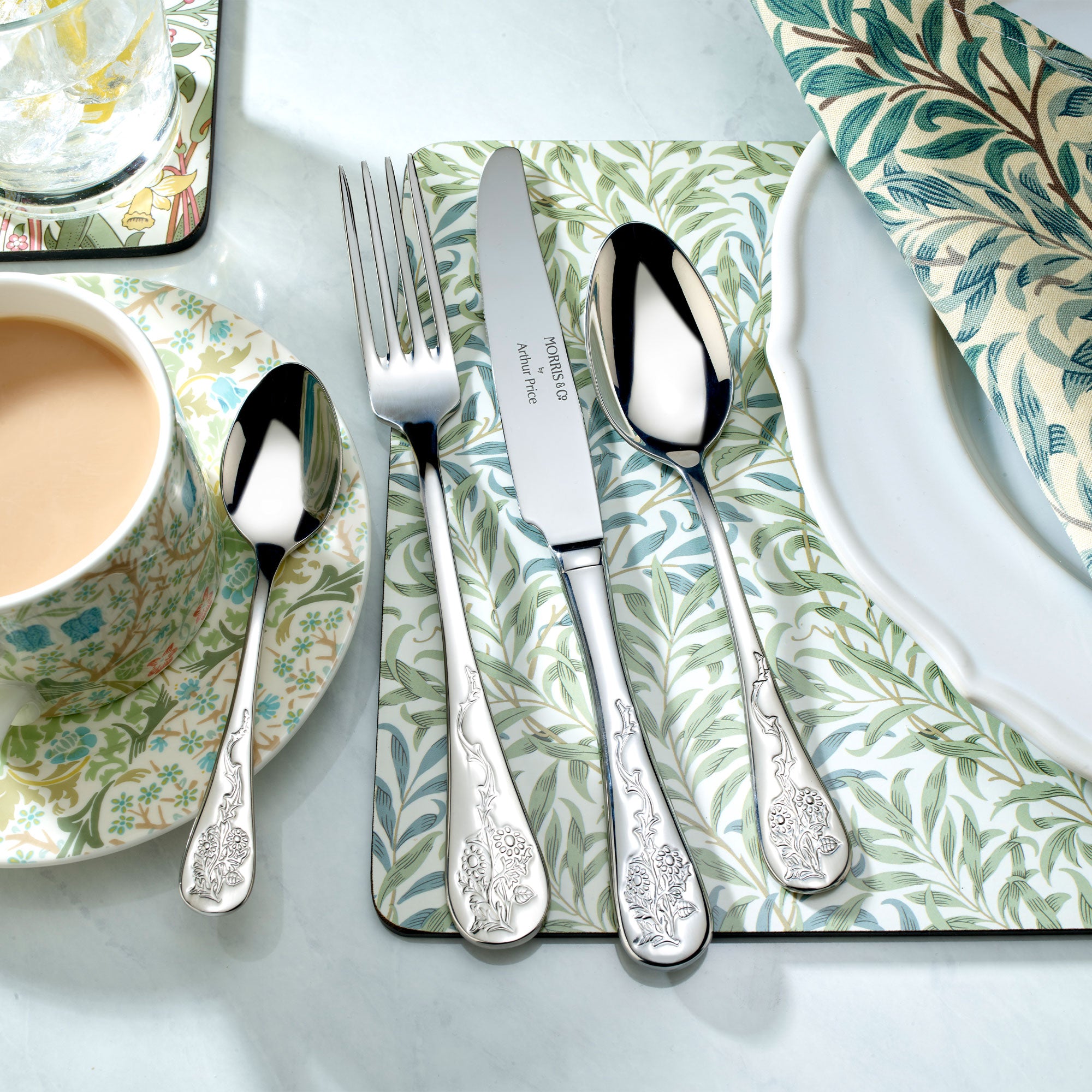 Arthur Price Blackthorn - 24 Piece Set