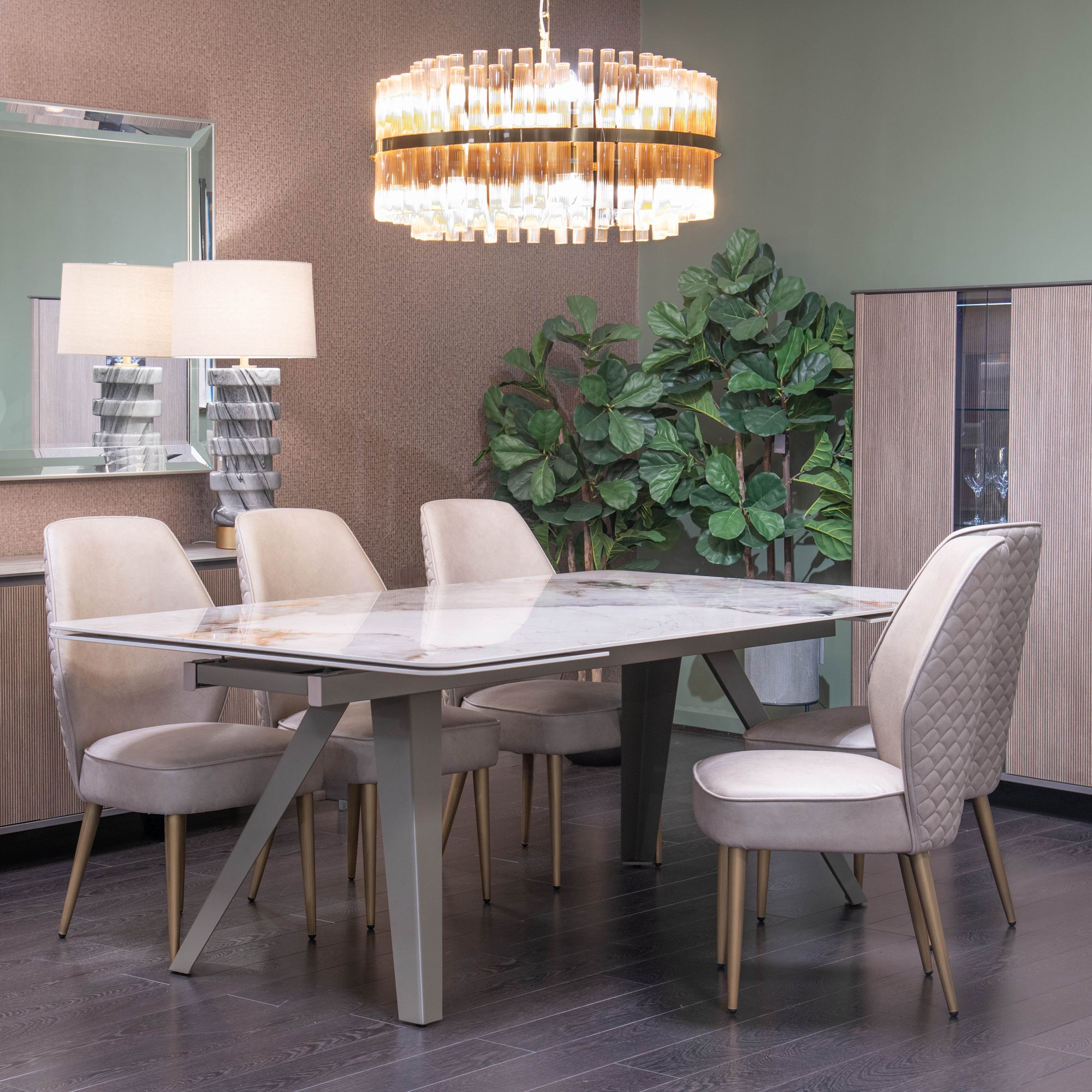 Pandora - Extending Dining Table