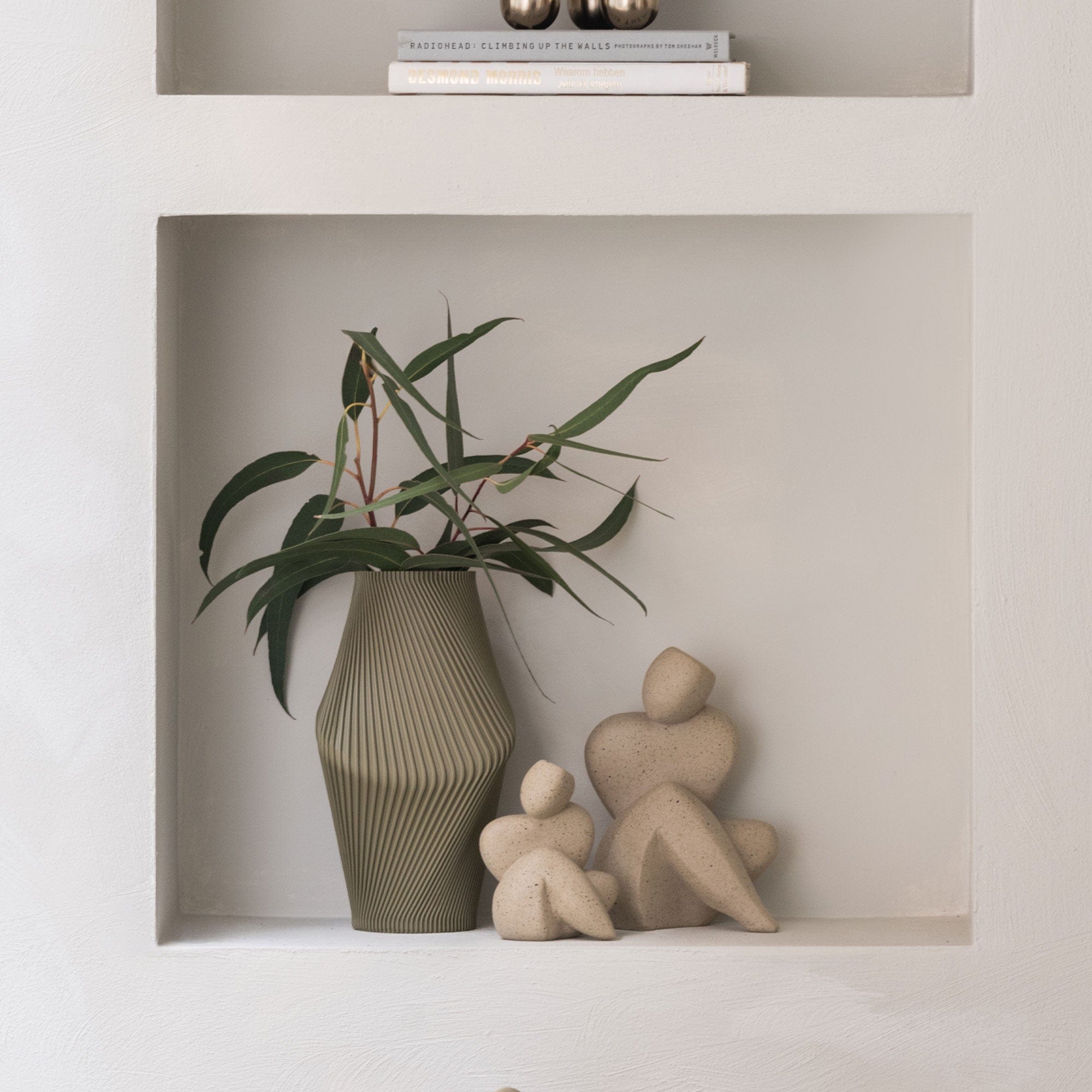 Abstracto - Tip Statue