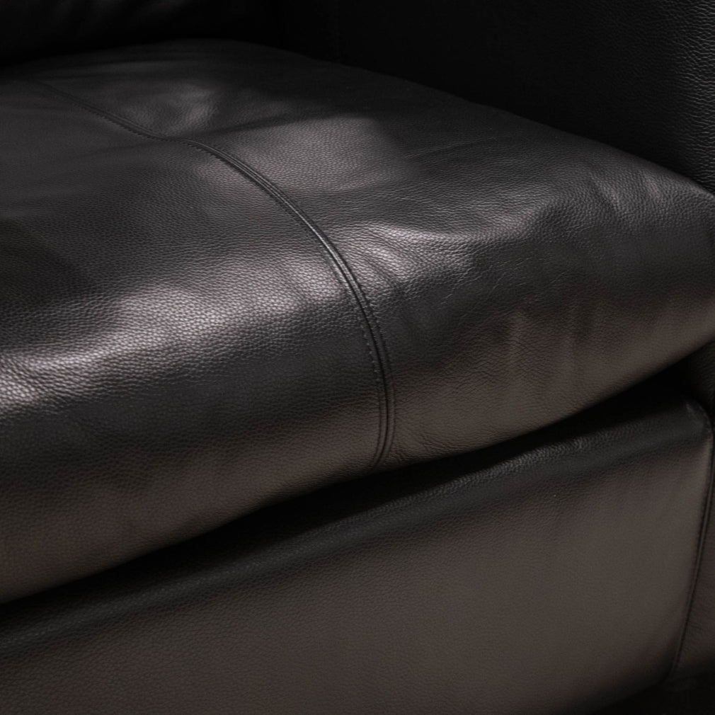 Waldorf - Club Chair, Leather - Item as Pictured