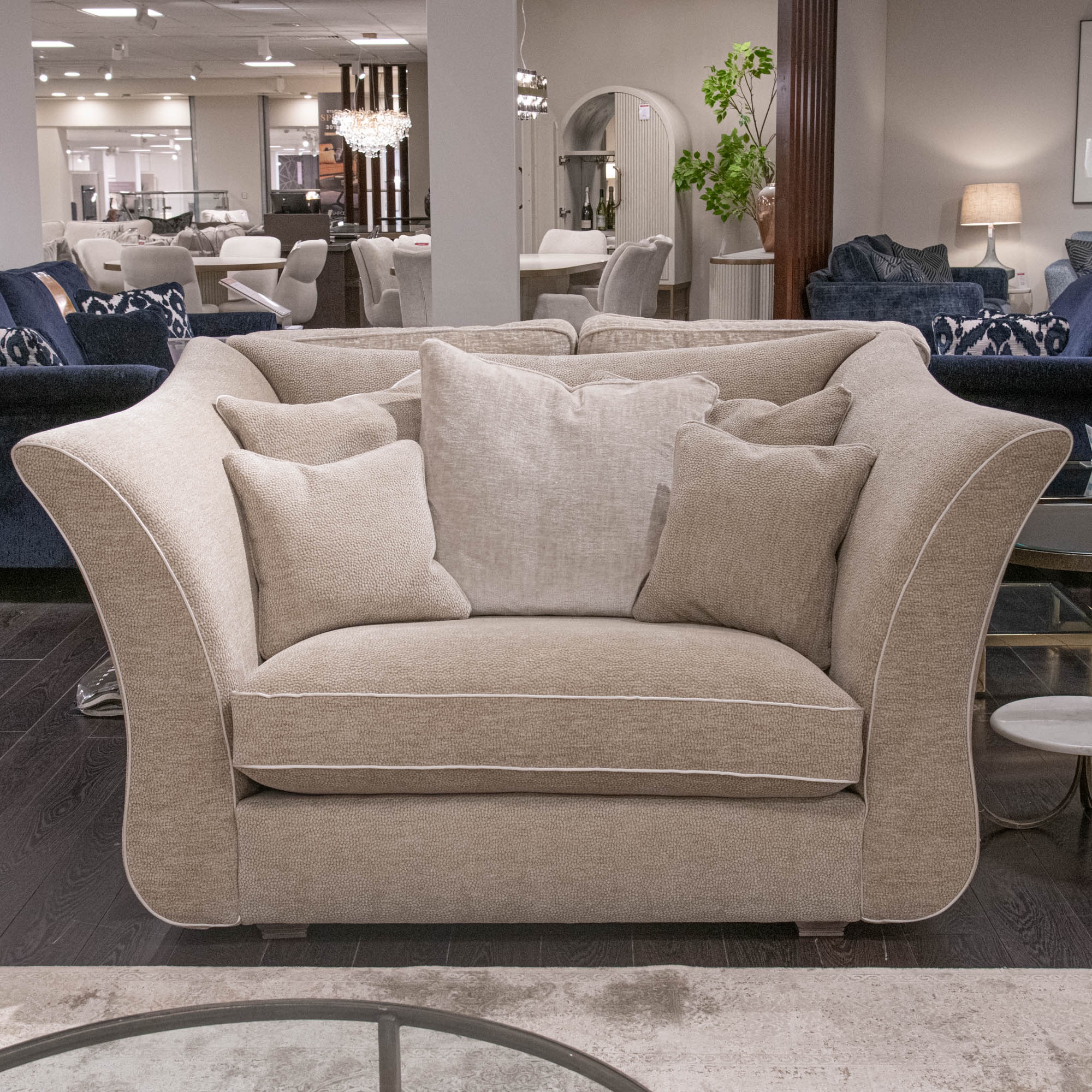 Araminta - Loveseat - Item As Pictured