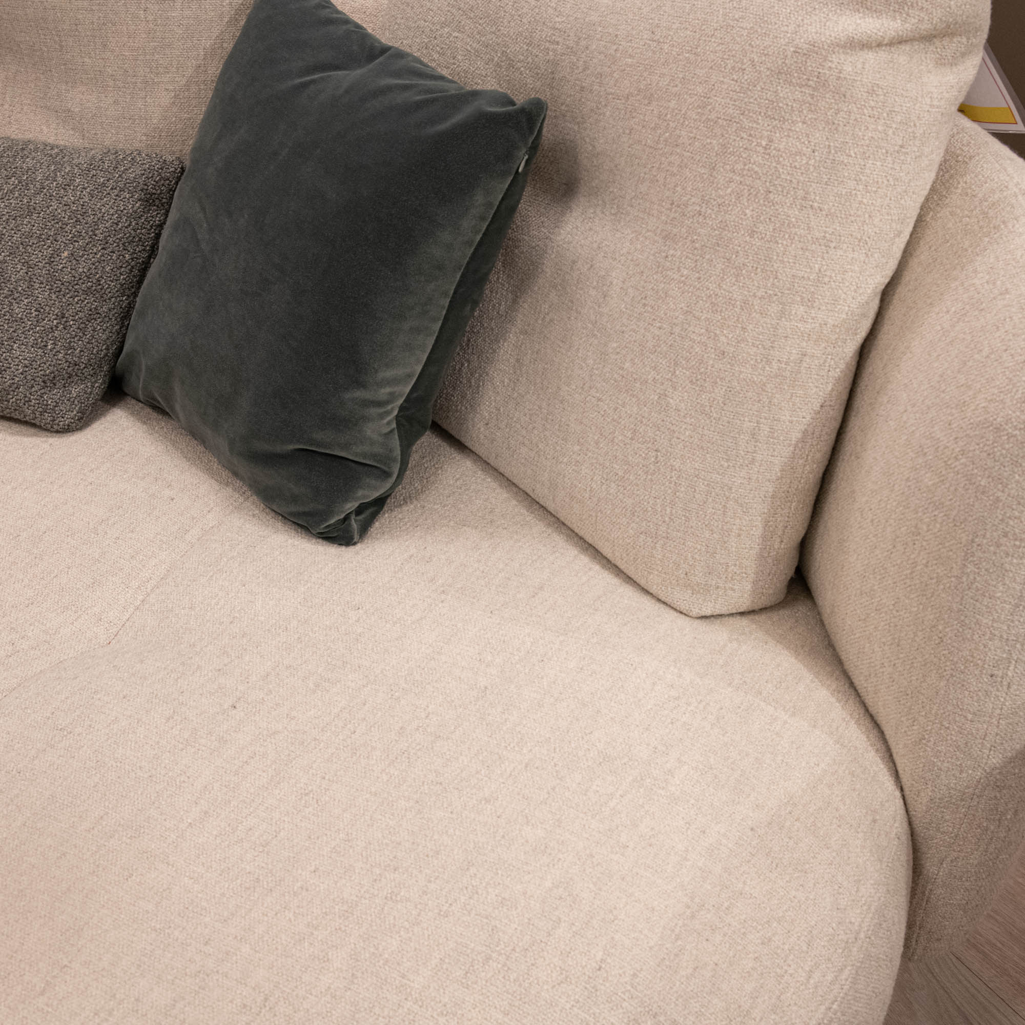 Cattelan Italia Douglas - Corner Sofa - Item As Pictured