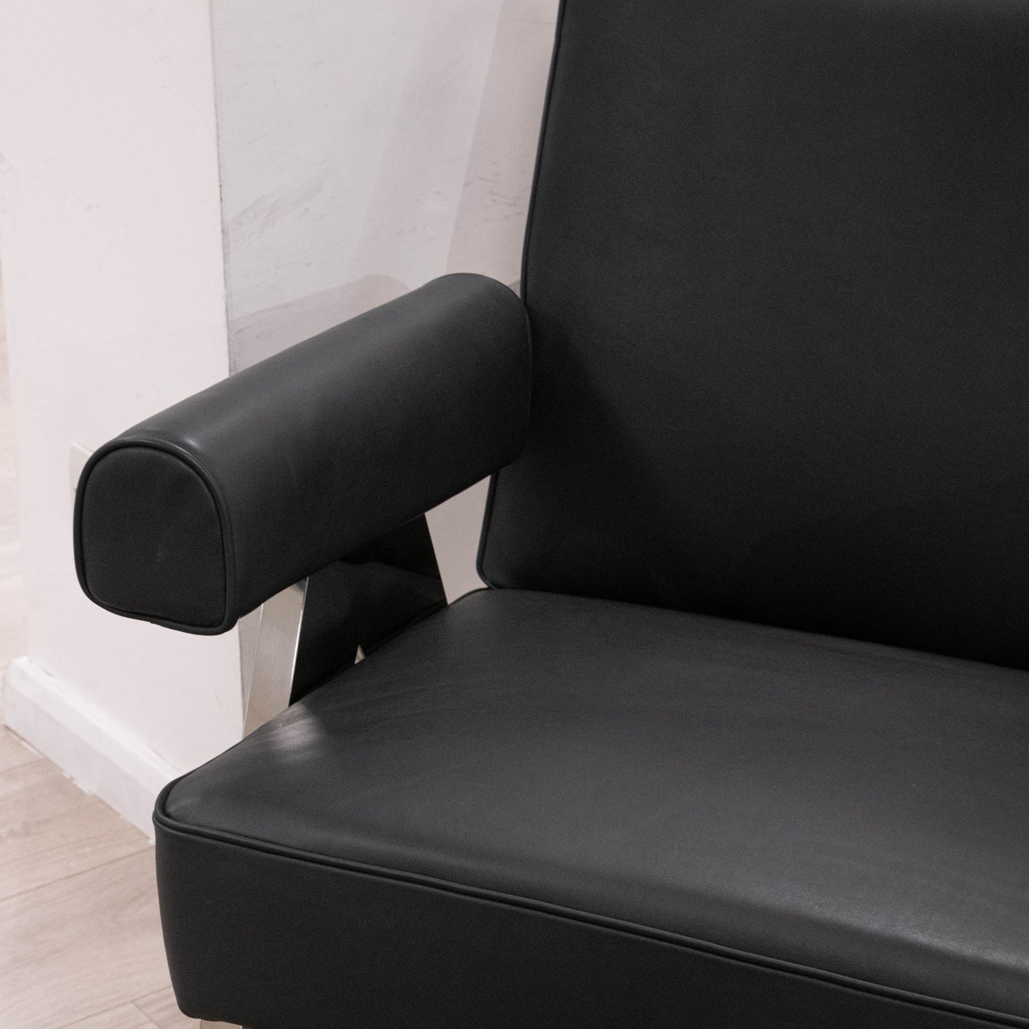 Stetson - Accent Chair - Item As Pictured