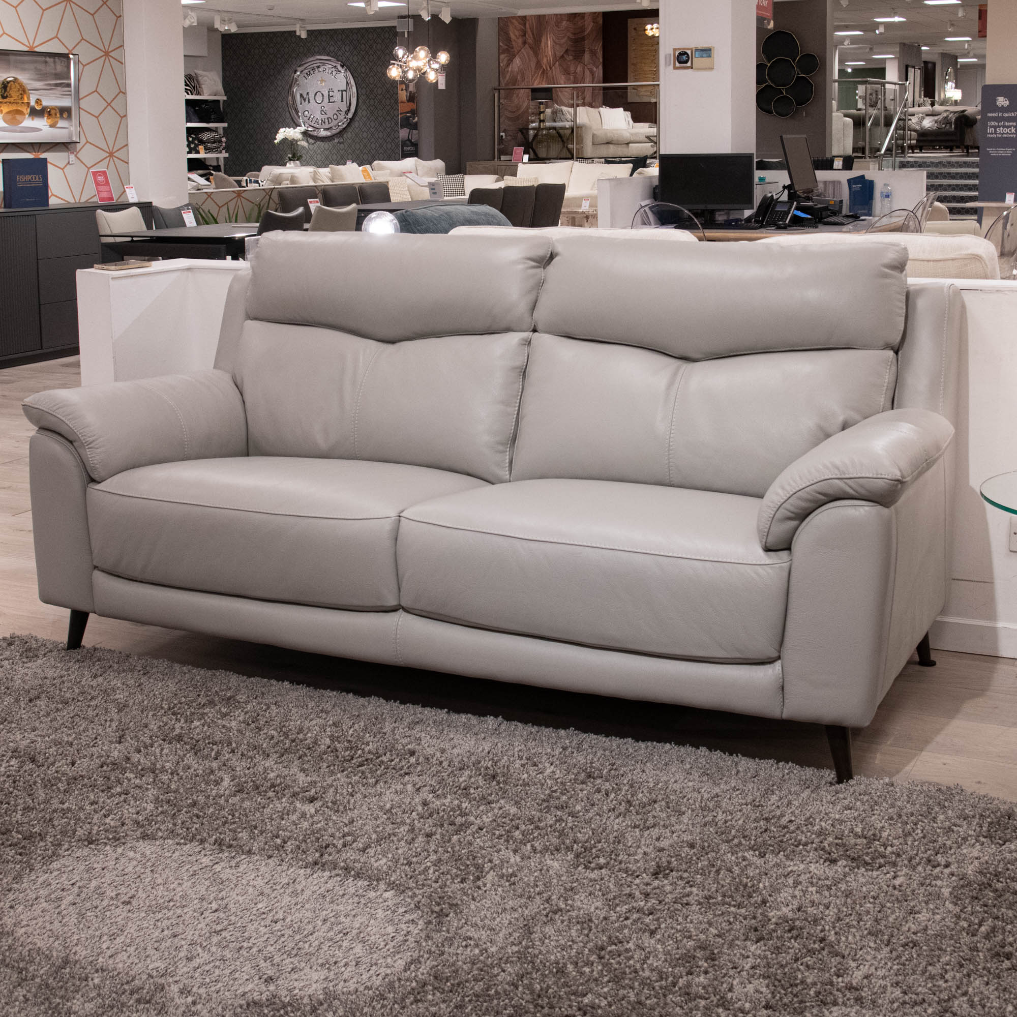 Columbia - 2.5 Seat Sofa - Item As Pictured