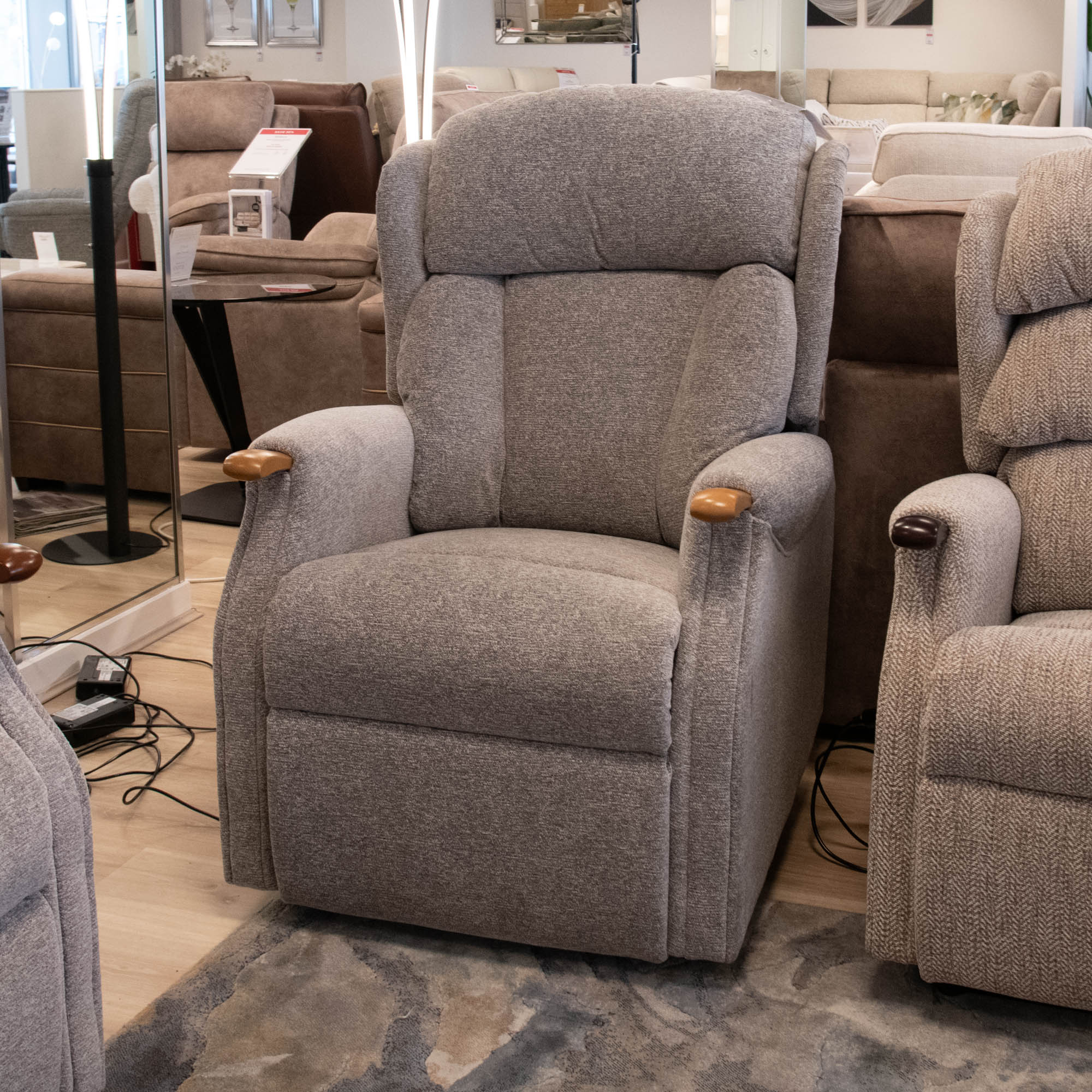 Cirencester - Rising Recliner Chair - Item as Pictured