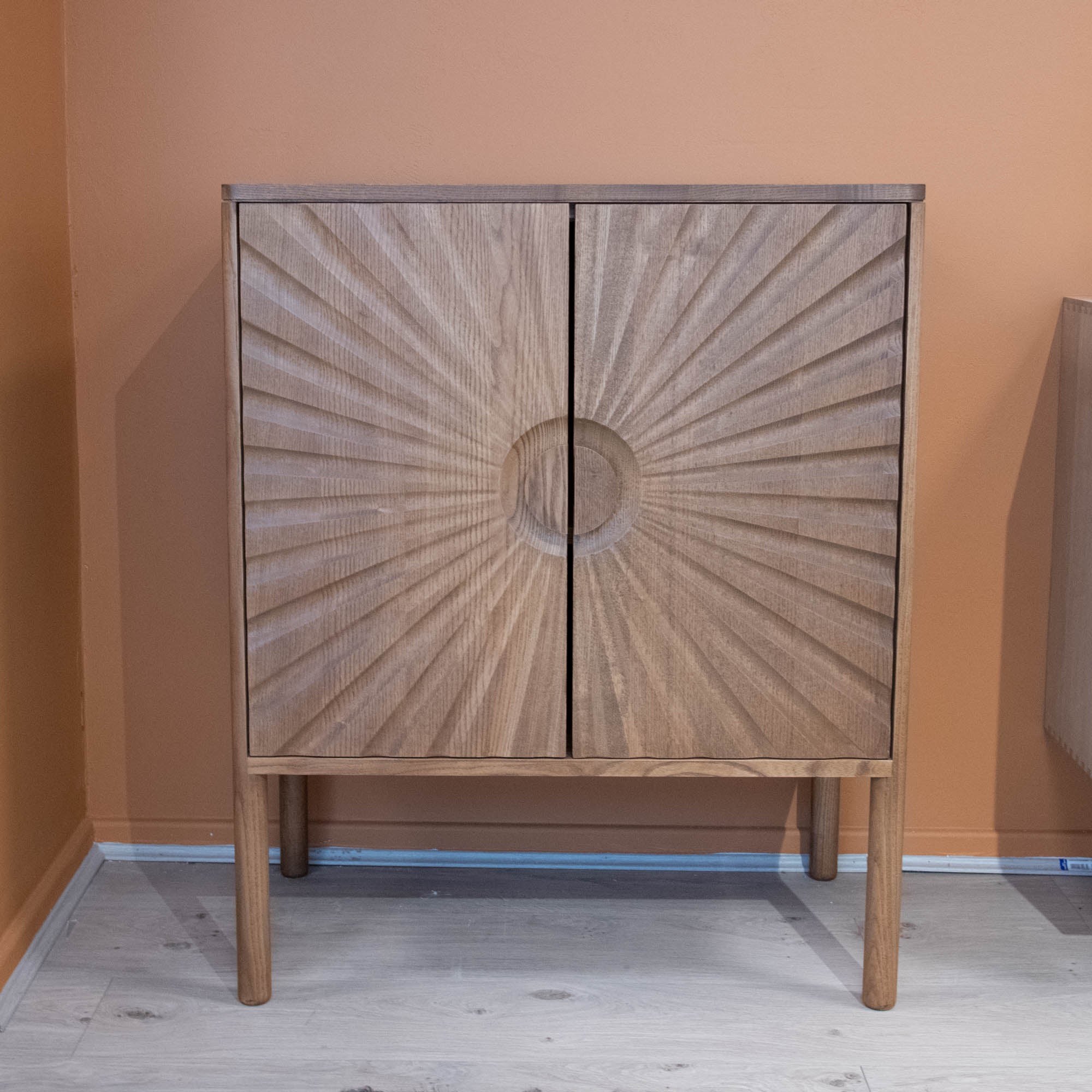 Ercol Ibstone - Cabinet - Item As Pictured