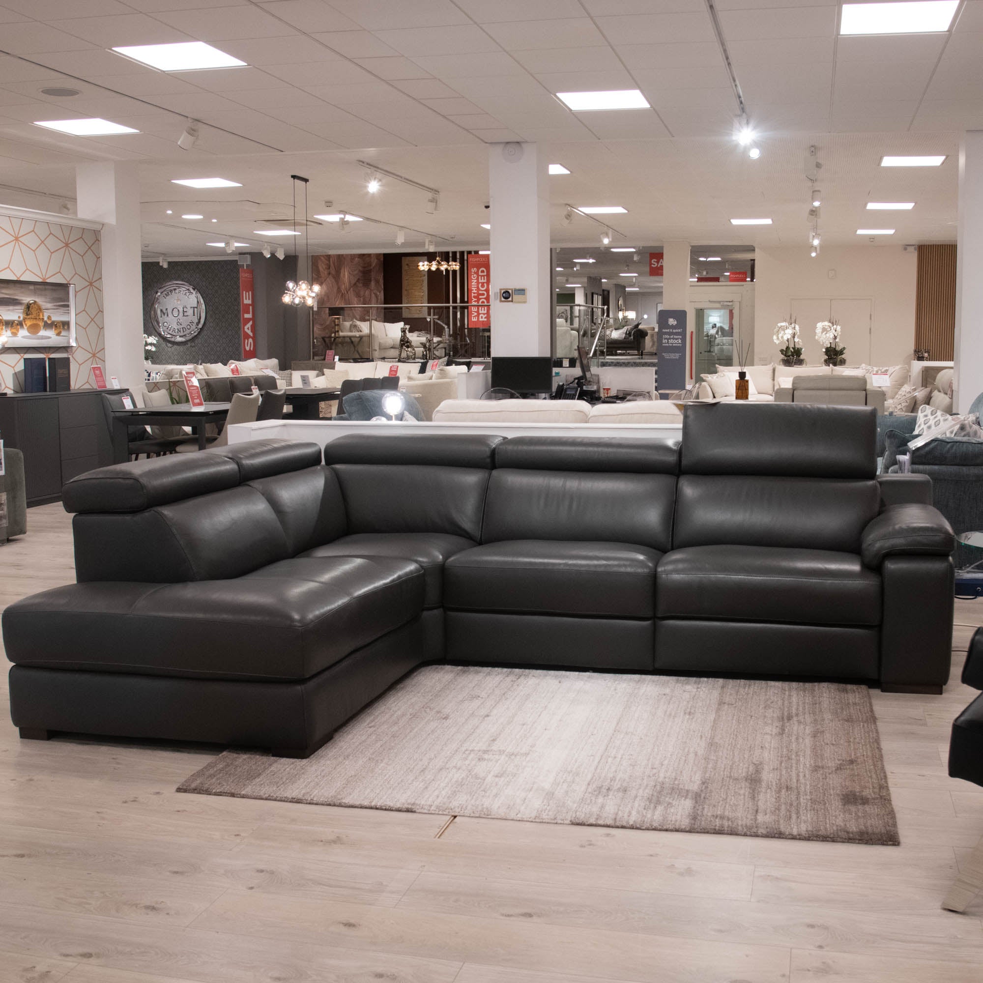 Selvino - LHF Power Recliner Corner Group Sofa, Leather - Item as Pictured