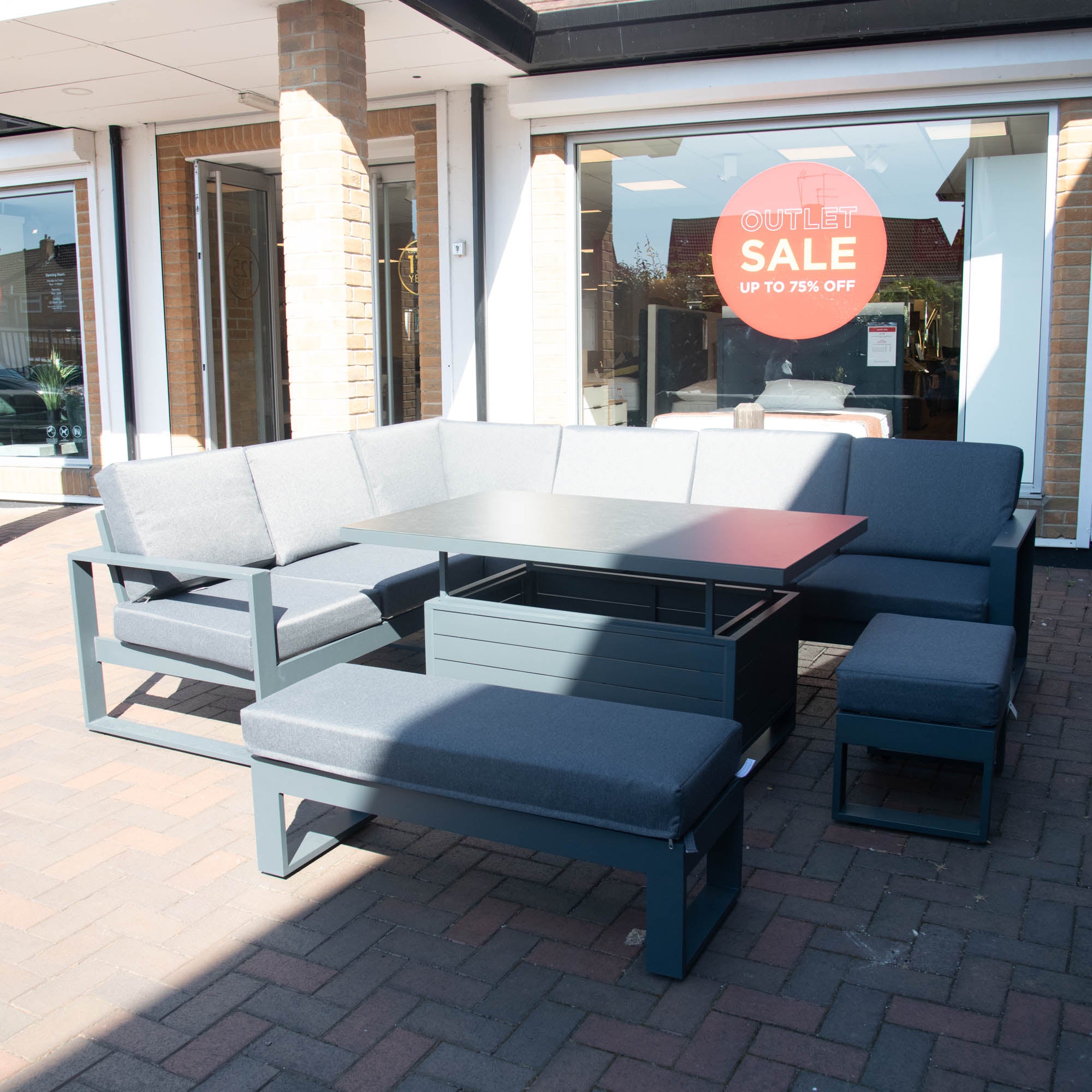Mustique - Corner Garden Dining Set & Rising Table - Item as Pictured