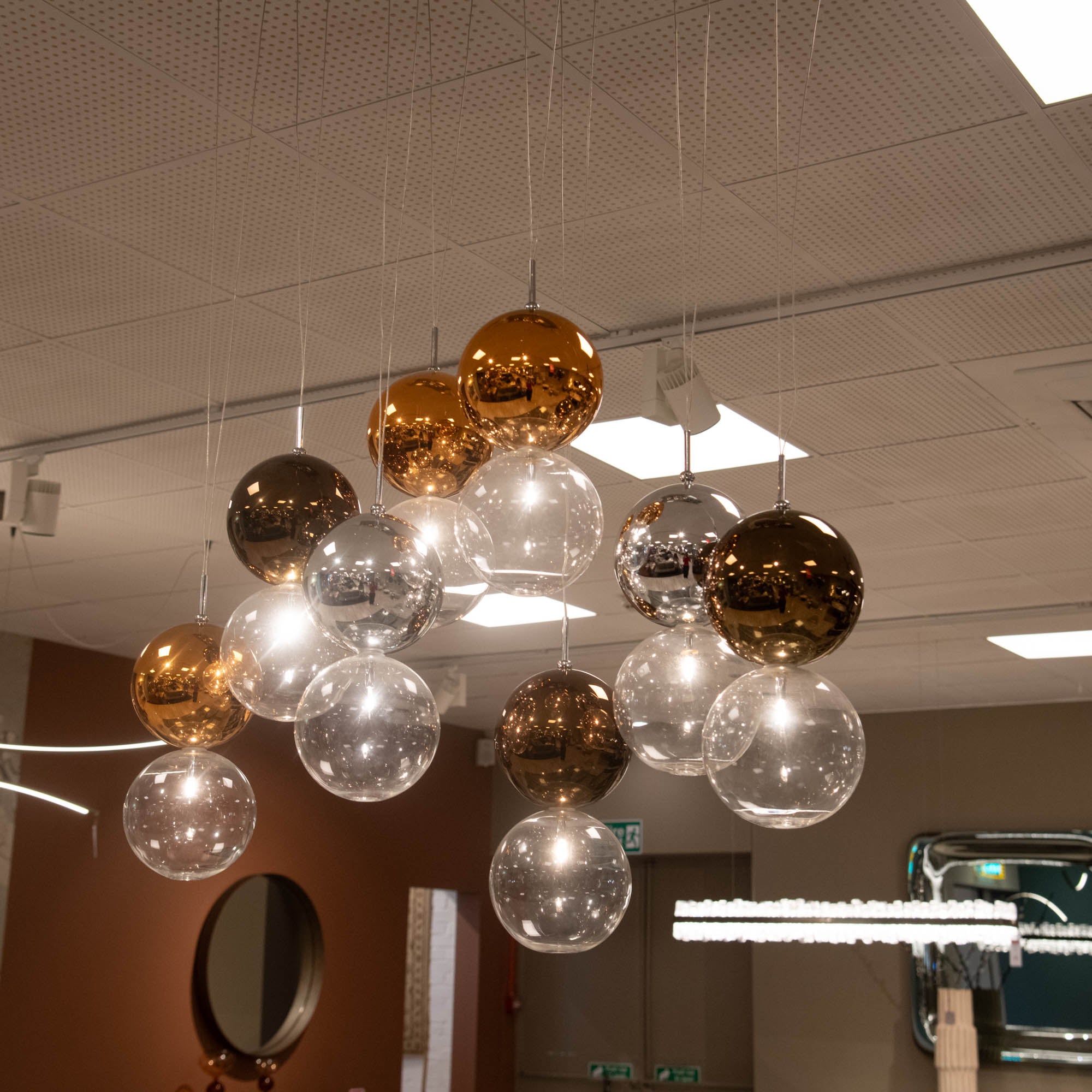 Cattelan Italia Apollo Oval - 8 Light Pendant - Item As Pictured