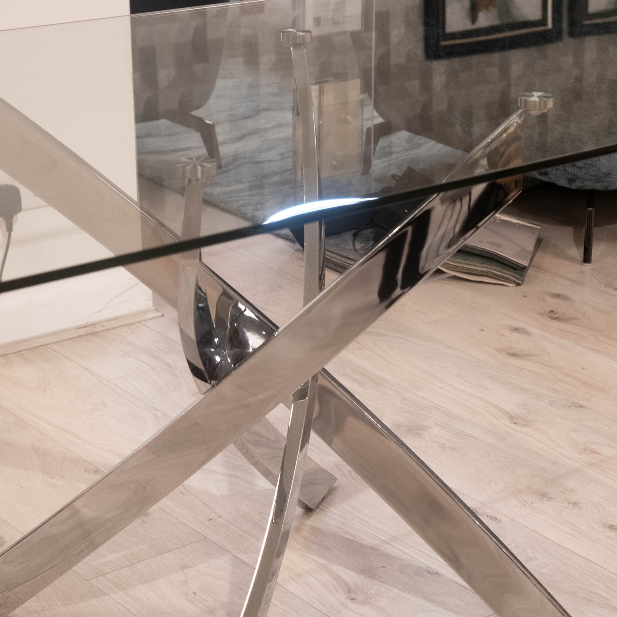 Puzzle - Dining Table - Item As Pictured