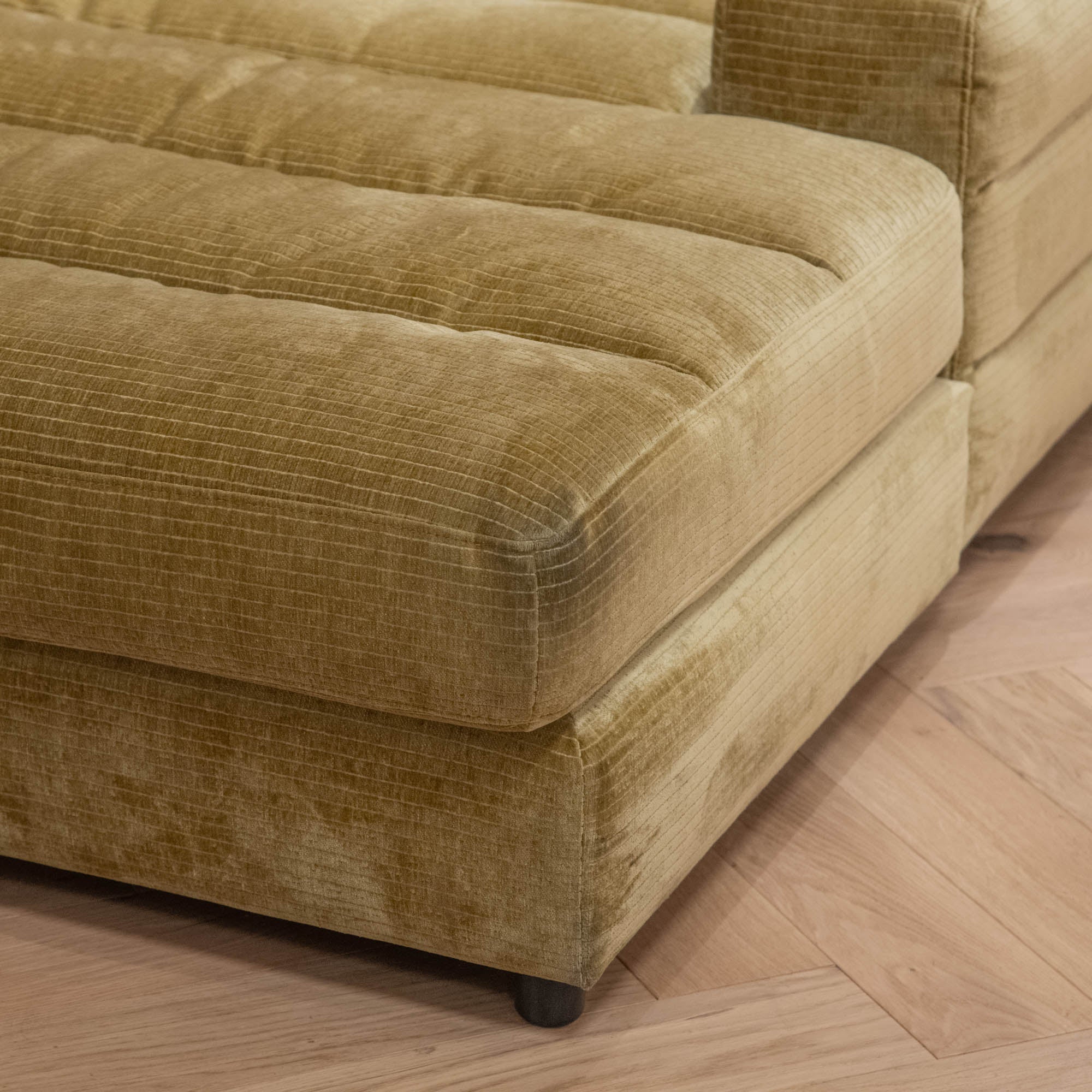 Plaza - RHF Corner Chaise Sofa & Footstool, Fabric - Item as Pictured