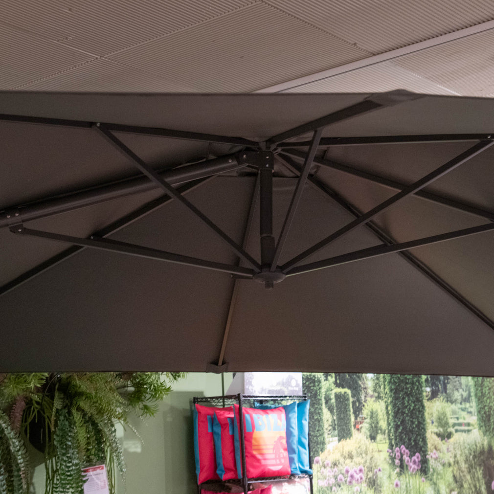 Biarritz - Parasol with Cover, Sand & Water Base - Item as Pictured