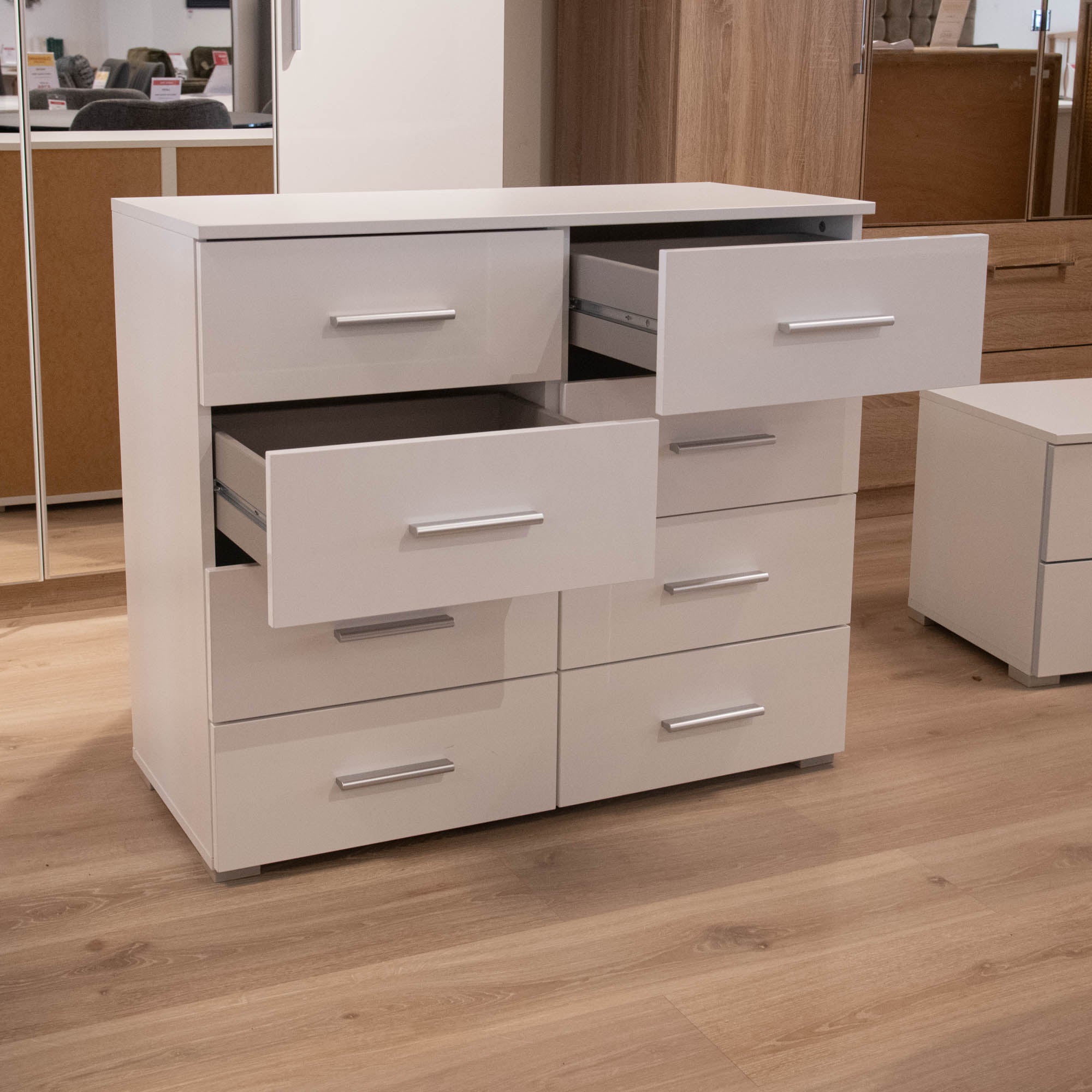 Turin - 8 Drawer Chest - Item as Pictured