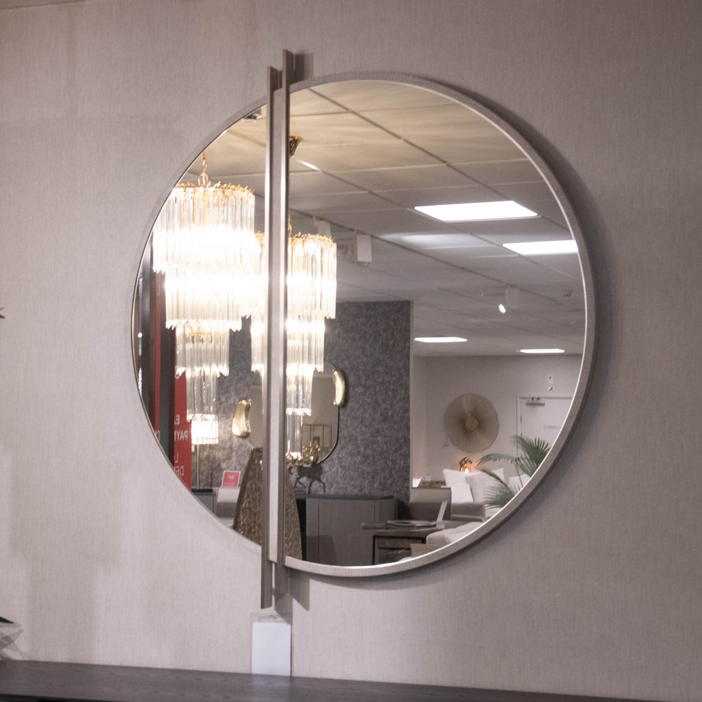 Logoa - Round Mirror, Oak Cabanne - Item As Pictured