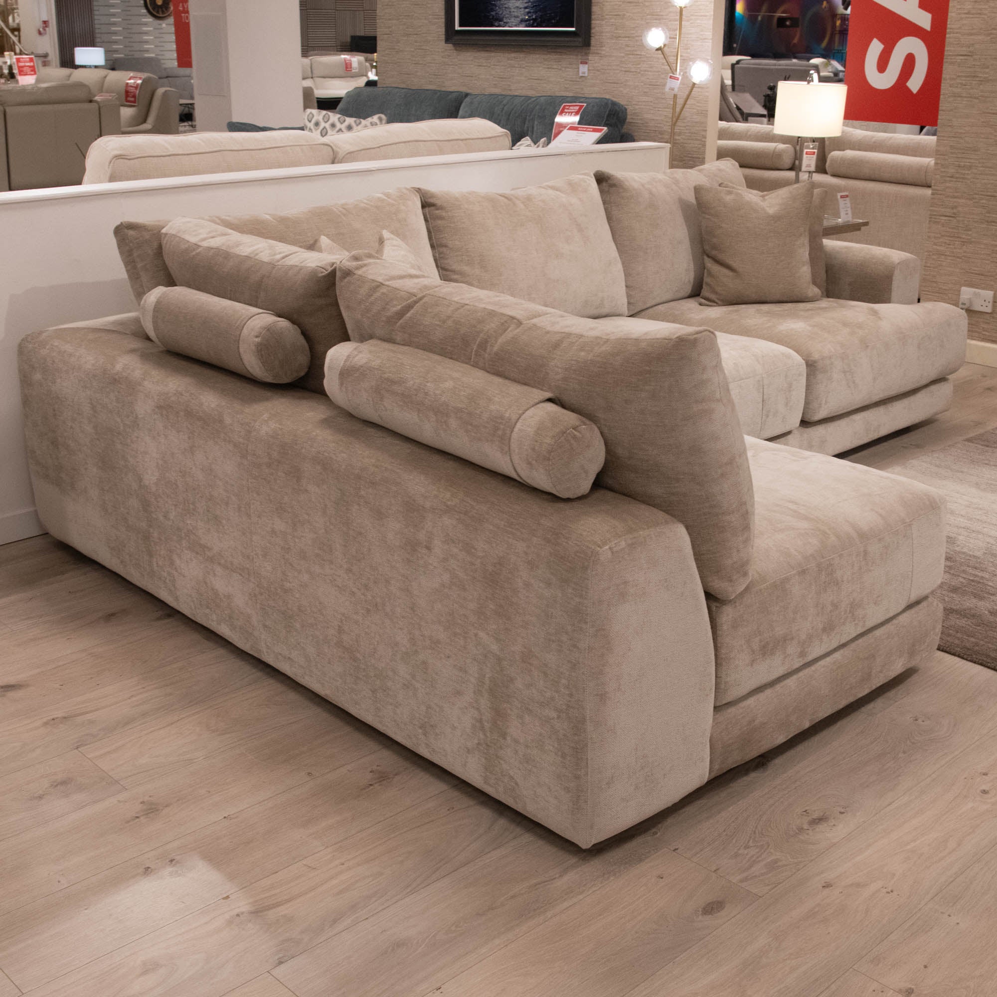 Linear - Medium RHF Chaise Sofa, Fabric - Item as Pictured