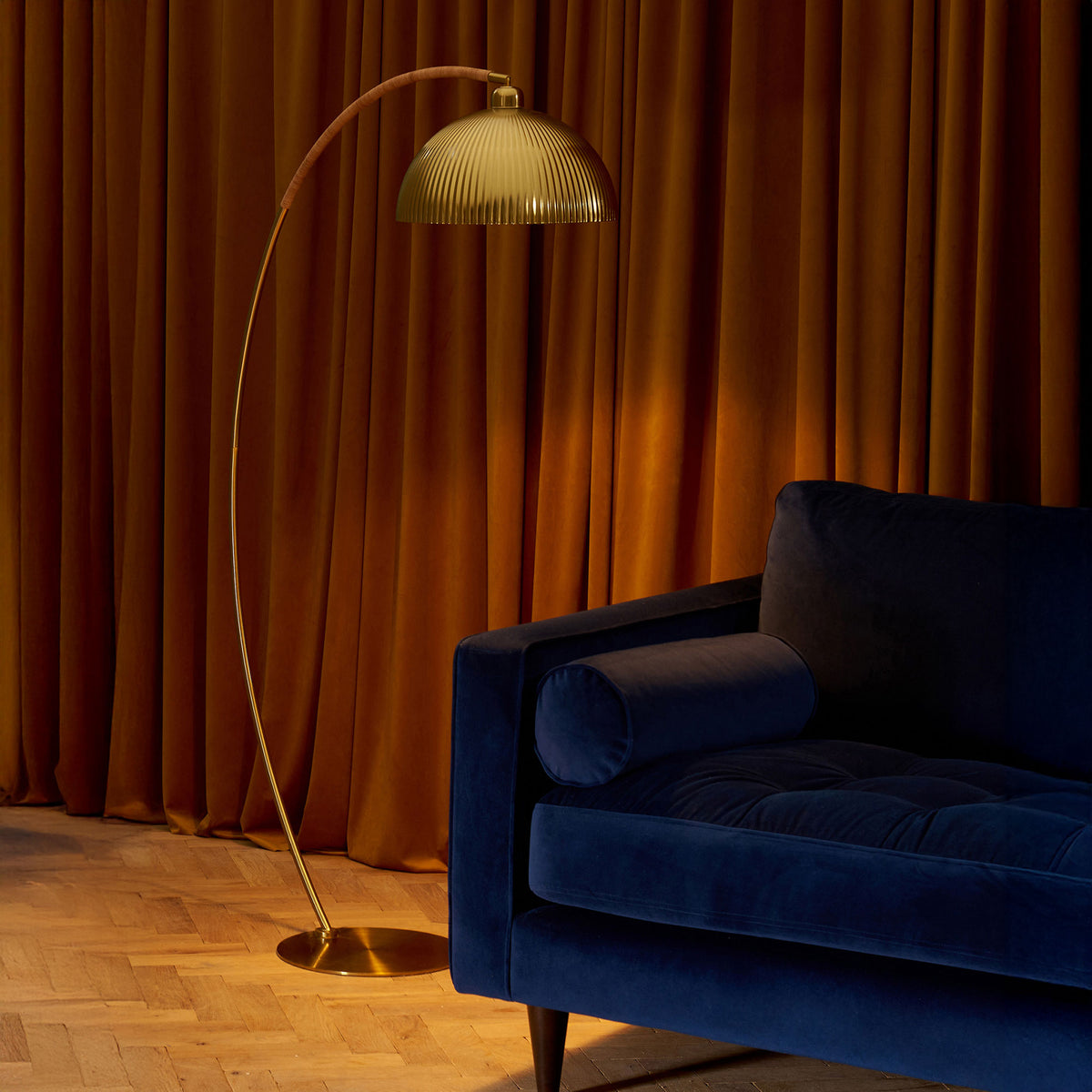 MADE Shell Gold - Floor Lamp