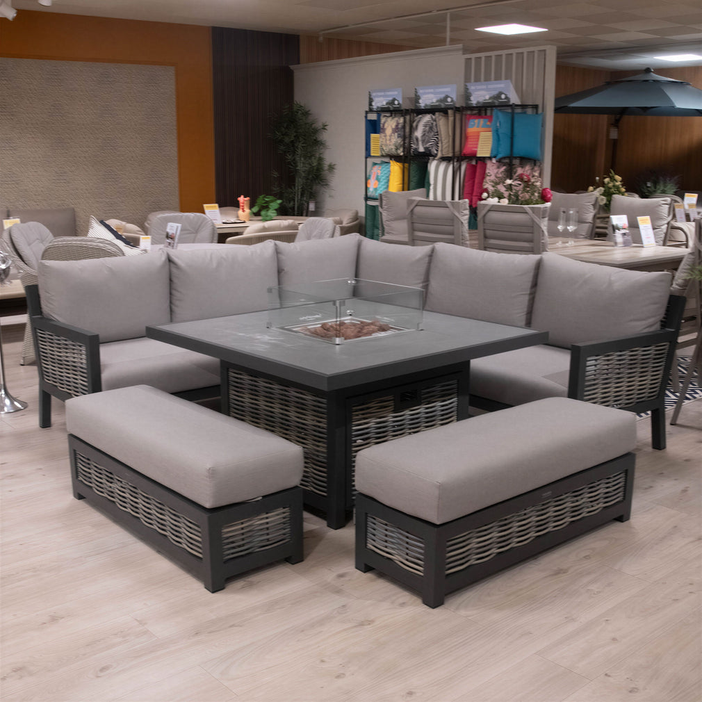 Key Largo - Wicker Modular Corner Dining Set - Item As Pictured
