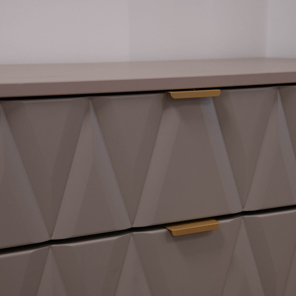 Jewel - 4 Drawer Chest of Drawers - Item as Pictured