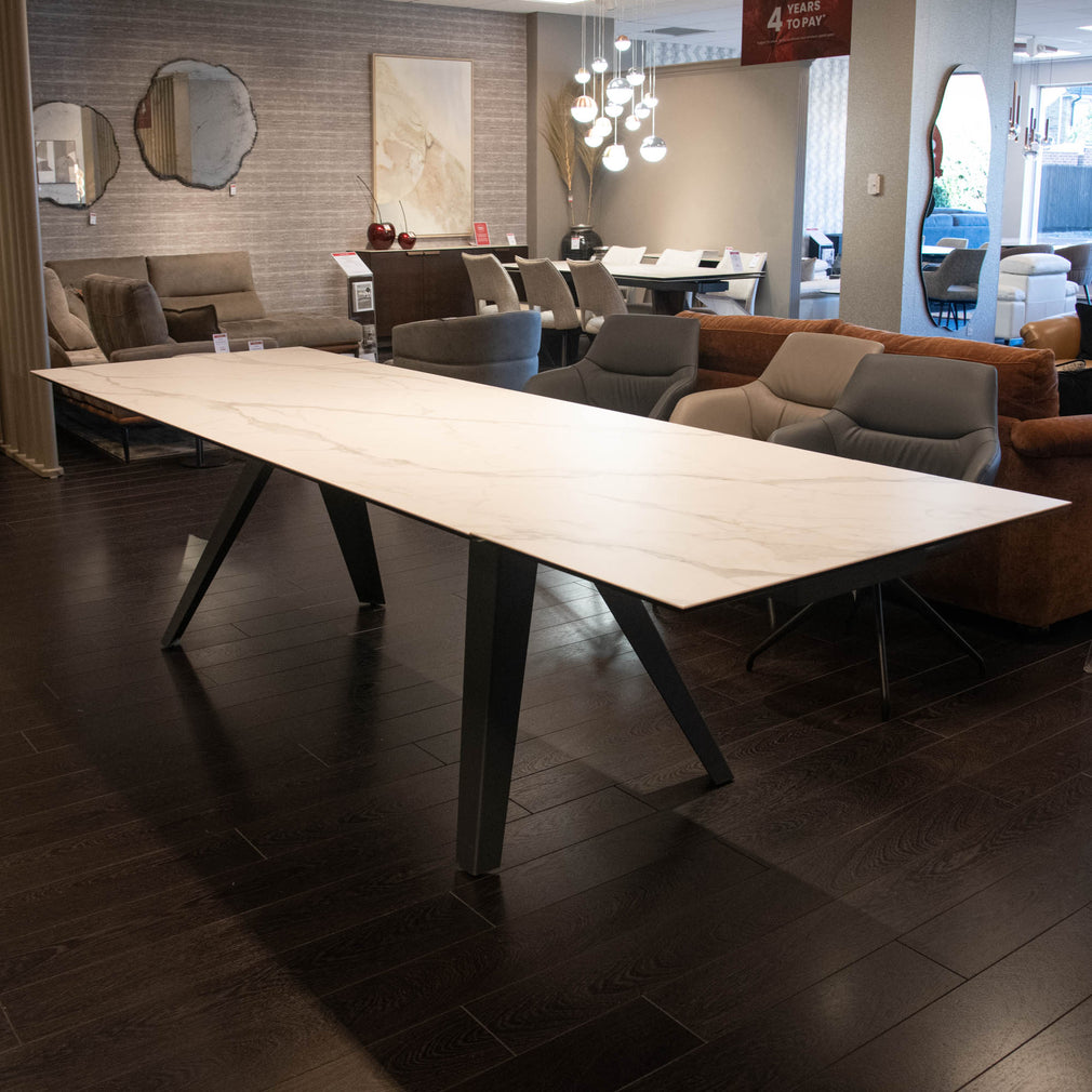 Lucio - Ceramic Extending Dining Table - Item As Pictured