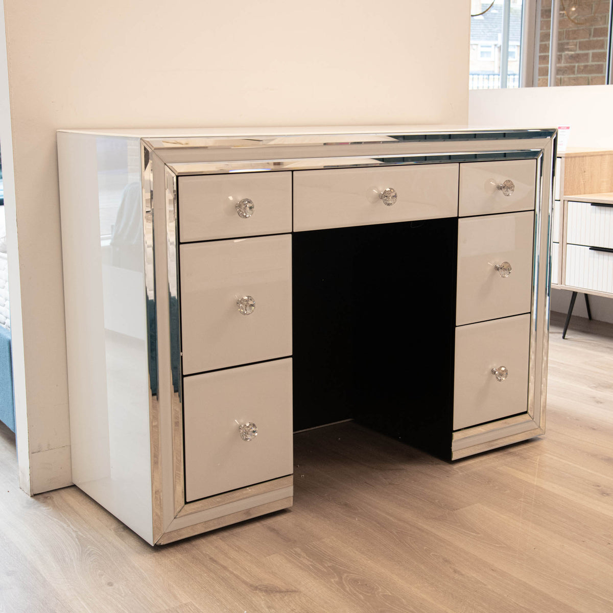 Madison - Dressing Table, 7 Drawers - Item as Pictured