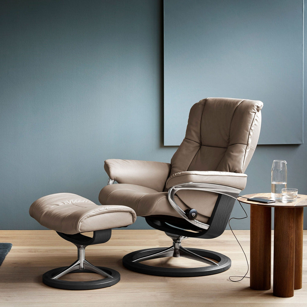 Stressless Mayfair - Chair & Stool With Signature Base, Leather
