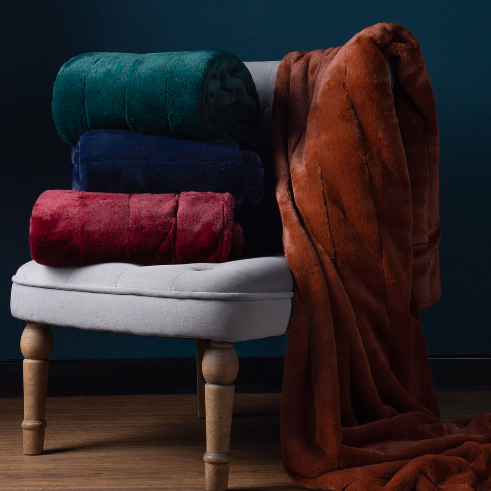 Empress Navy - Faux Fur Throw 140x200cm