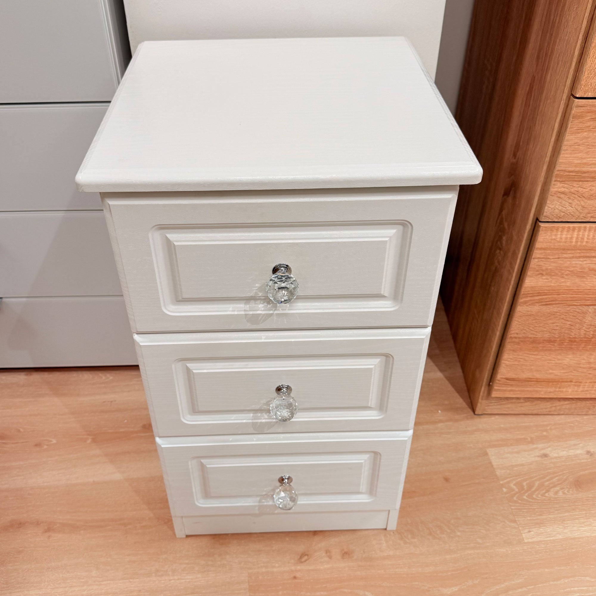 Penshurst - 3 Drawer Locker In White - Item As Pictured
