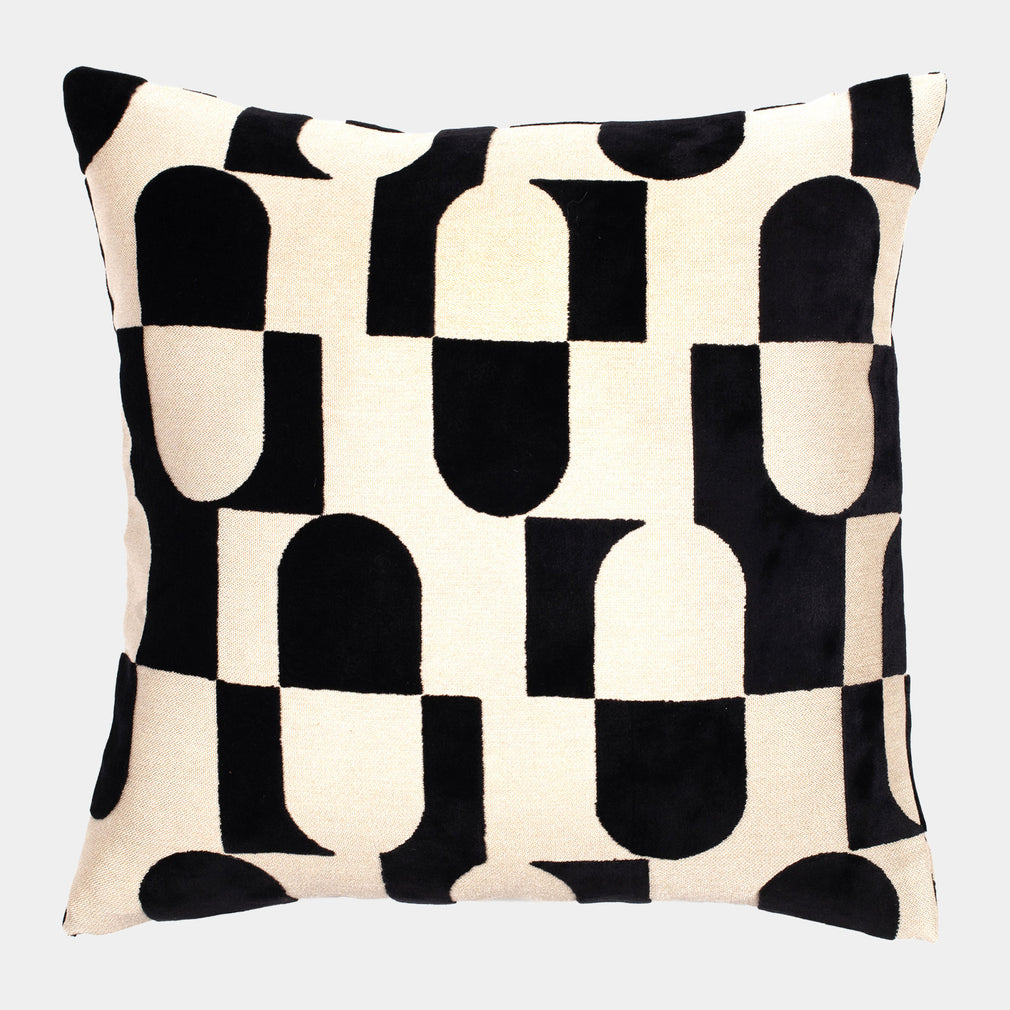 Chillpill Velvet - Black Cushion 56x56cm