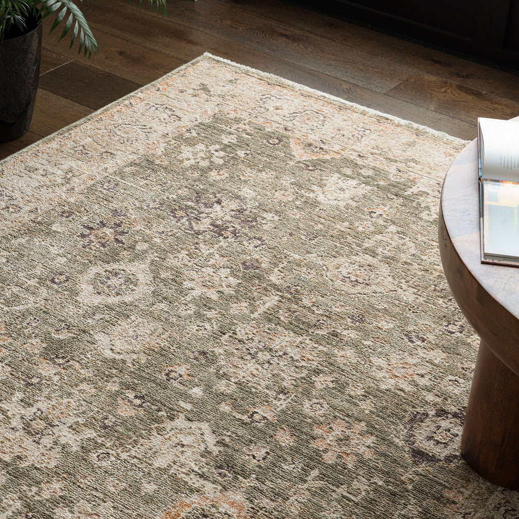 Heriz - Patterned Rug