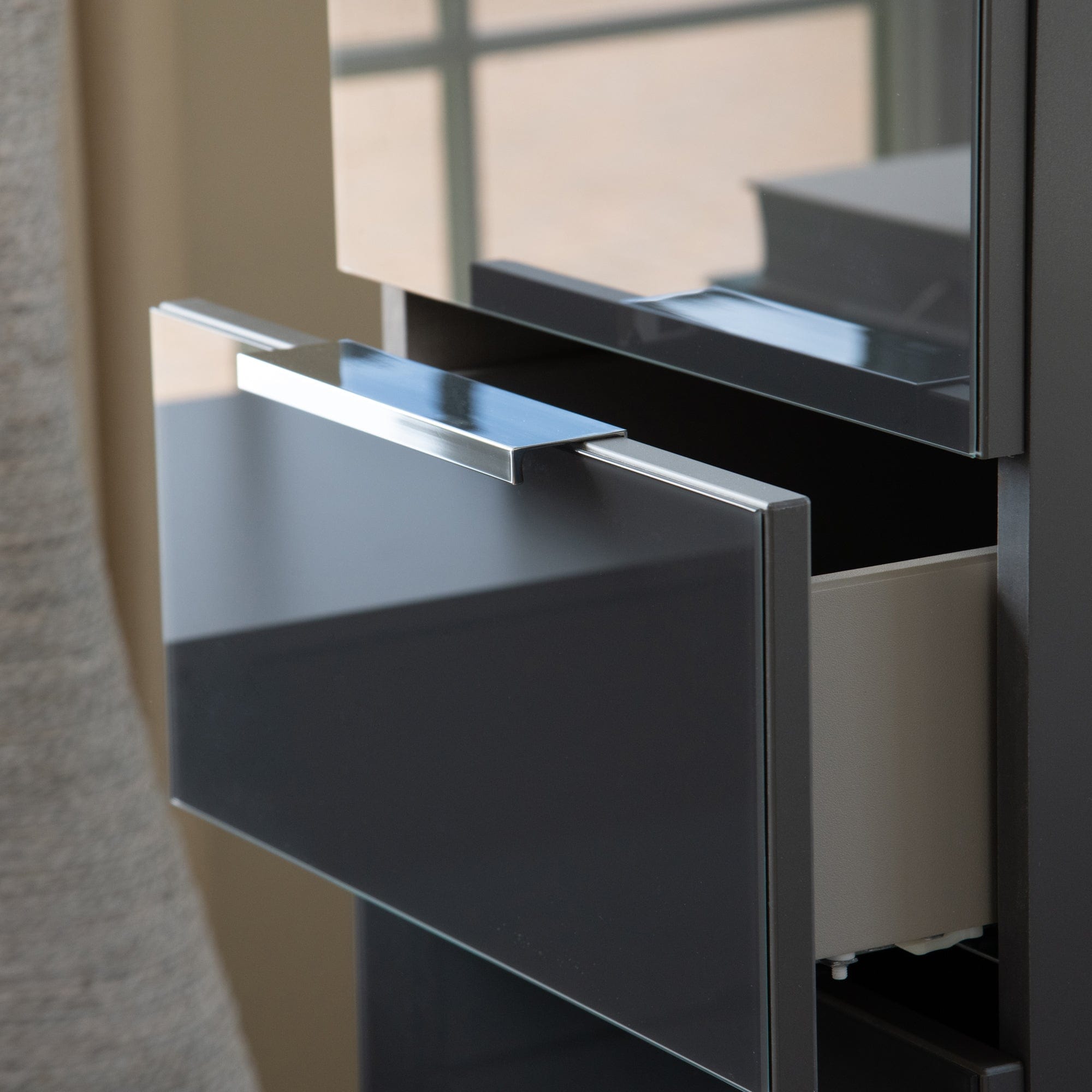 80cm 6 Drawer Chest Colour Glass Front