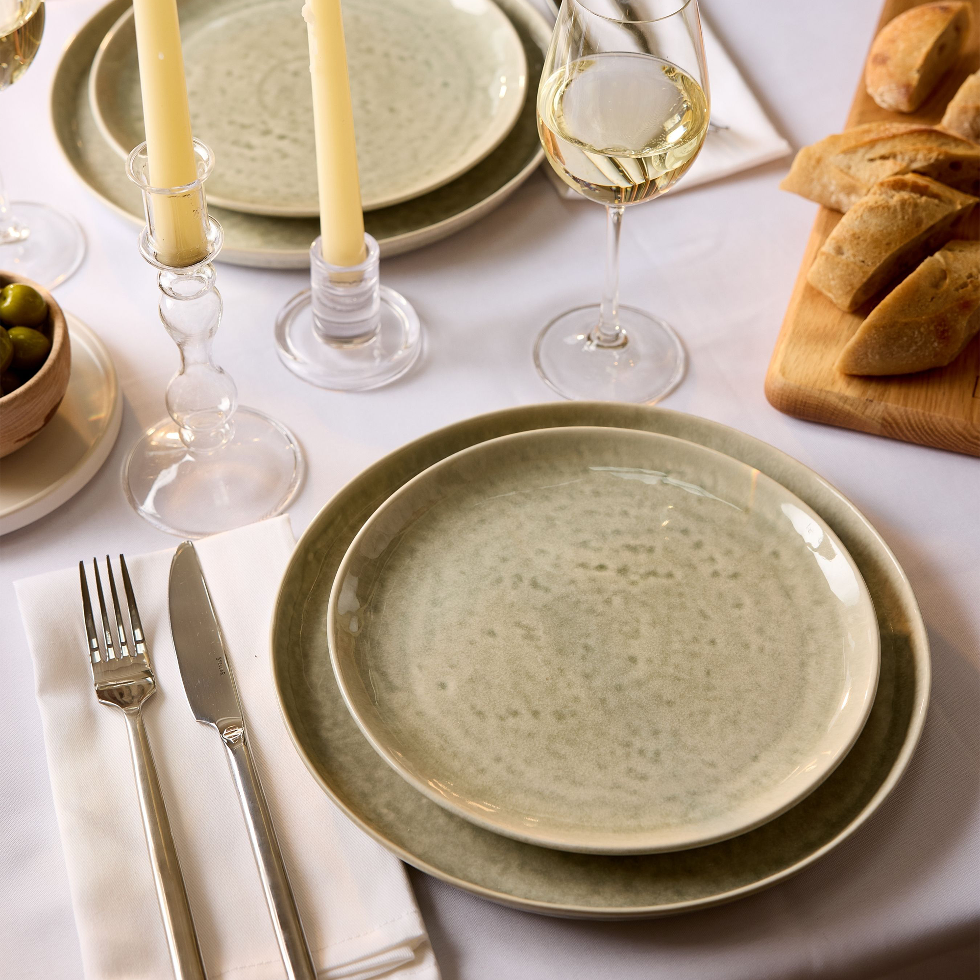 Stellar Stoneware Bantham - Dinner Plates, Set of 4