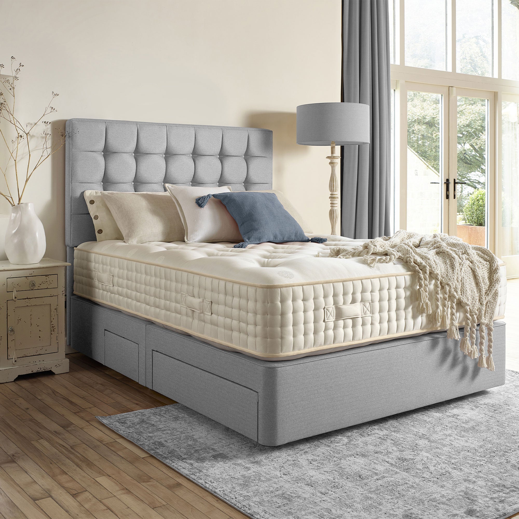Harrison Spinks Sargasso - Bed & Mattress Set