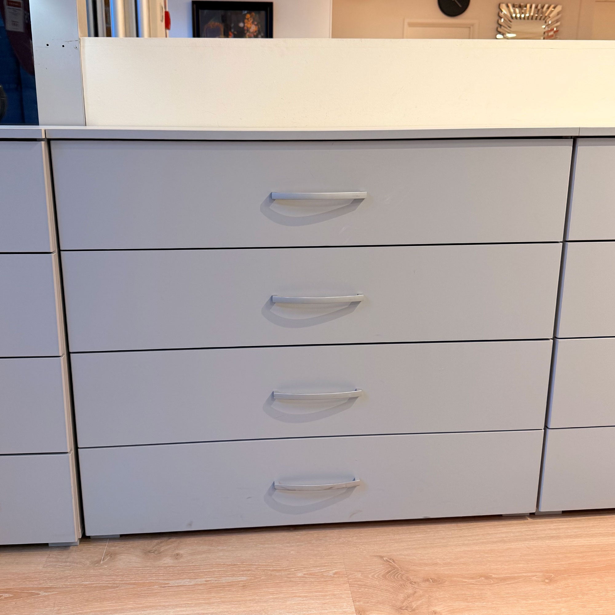 Arkana - 4 Wide Drawer Chest - Item As Pictured