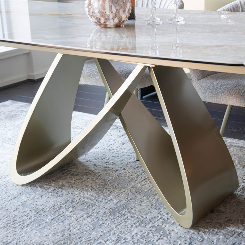 Boutique - Extending Dining Table