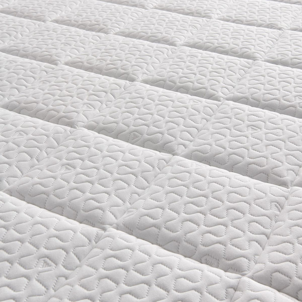 Silentnight UltraGel Miracoil - Pillowtop, Open Coil