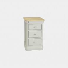 Reed - 3 Drawer Bedside Chest In Oak Finish