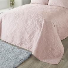 Serene Luana Pinsonic Blush Bedspread