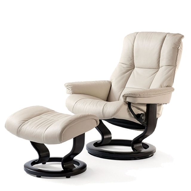 Chair & Footstool With Classic Base In Leather - Stressless Mayfair