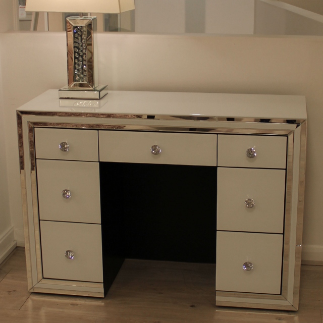 7 Drawer Dressing Table  - Item As Pictured - Madison