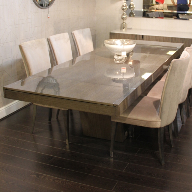 Extending Dining Table & 6 Chairs - Item As Pictured - Opera